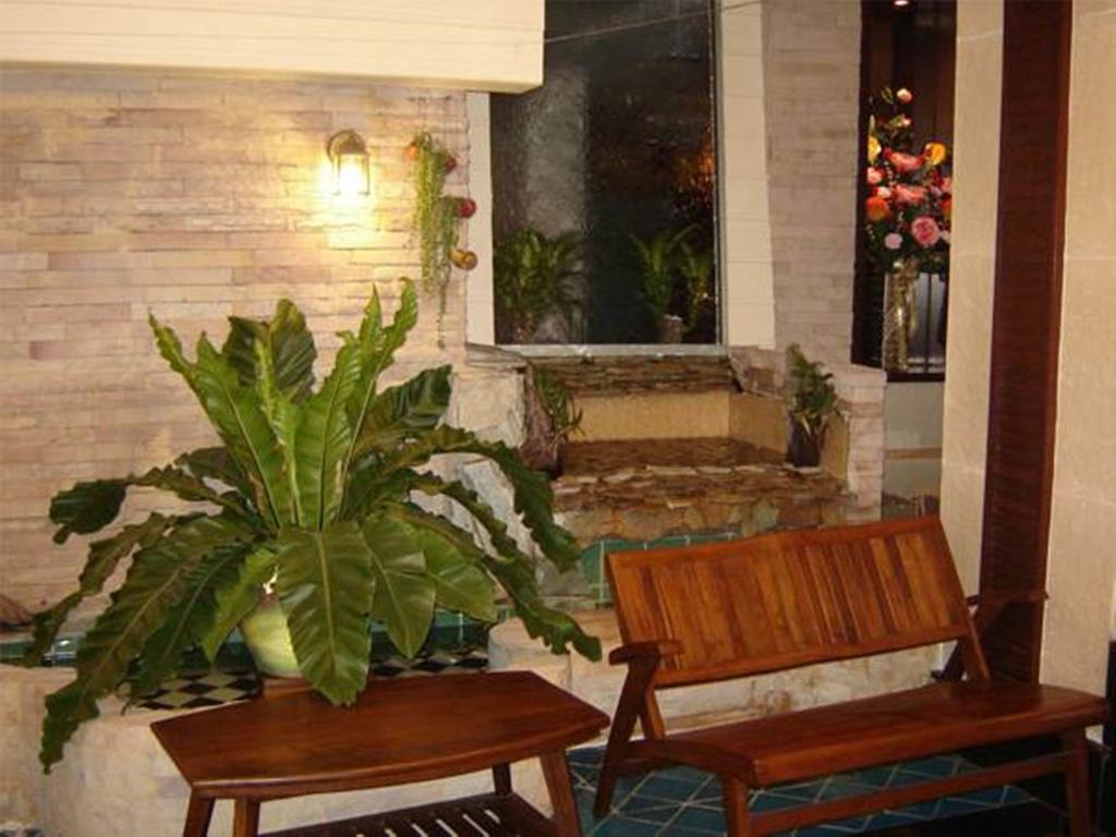 Rambuttri House Hotel Bangkok Ngoại thất bức ảnh